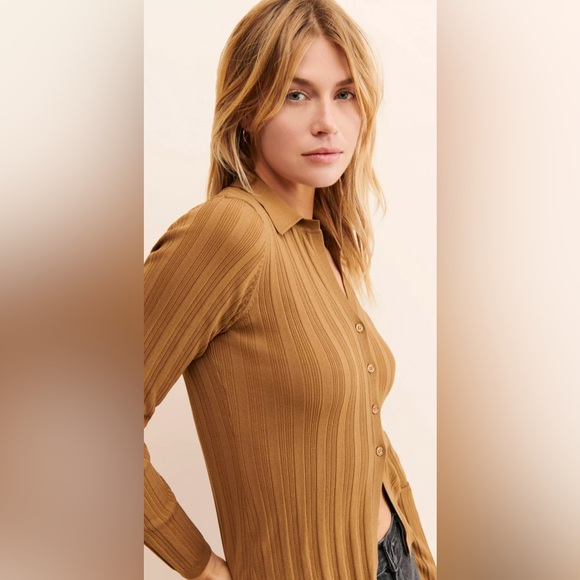 ASTR the label Ribbed Button-Up Cardigan - Picture 3 of 6